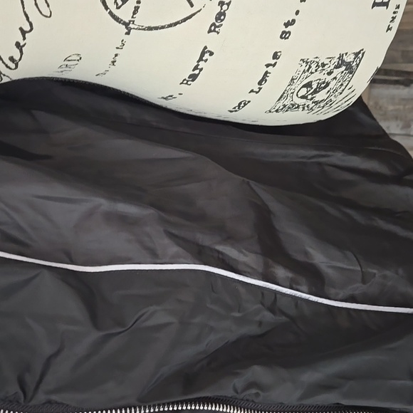 Calvin Klein Women's Quilted Black Hooded Jacket - Picture 14 of 16